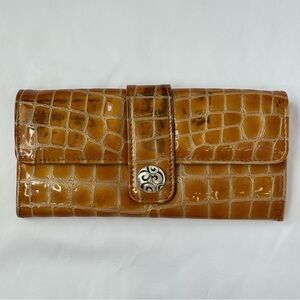 Vintage Brighton Twister Large Glossy Patent Croc Leather Wheat Wallet